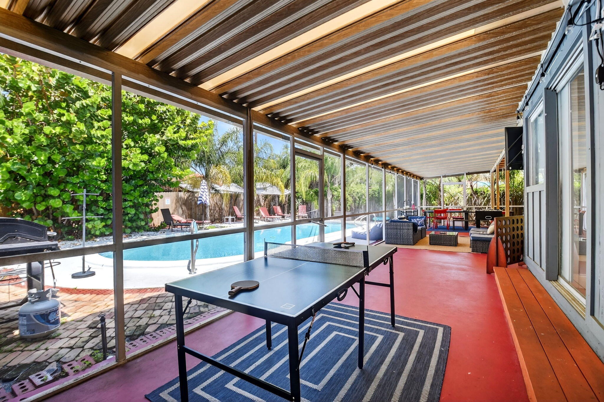 HILLCREST - Residential