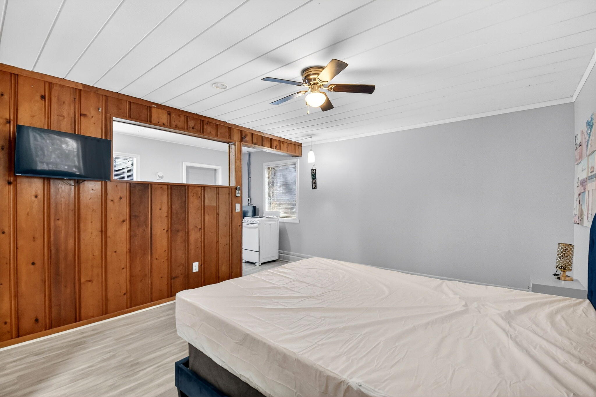 HILLCREST - Residential