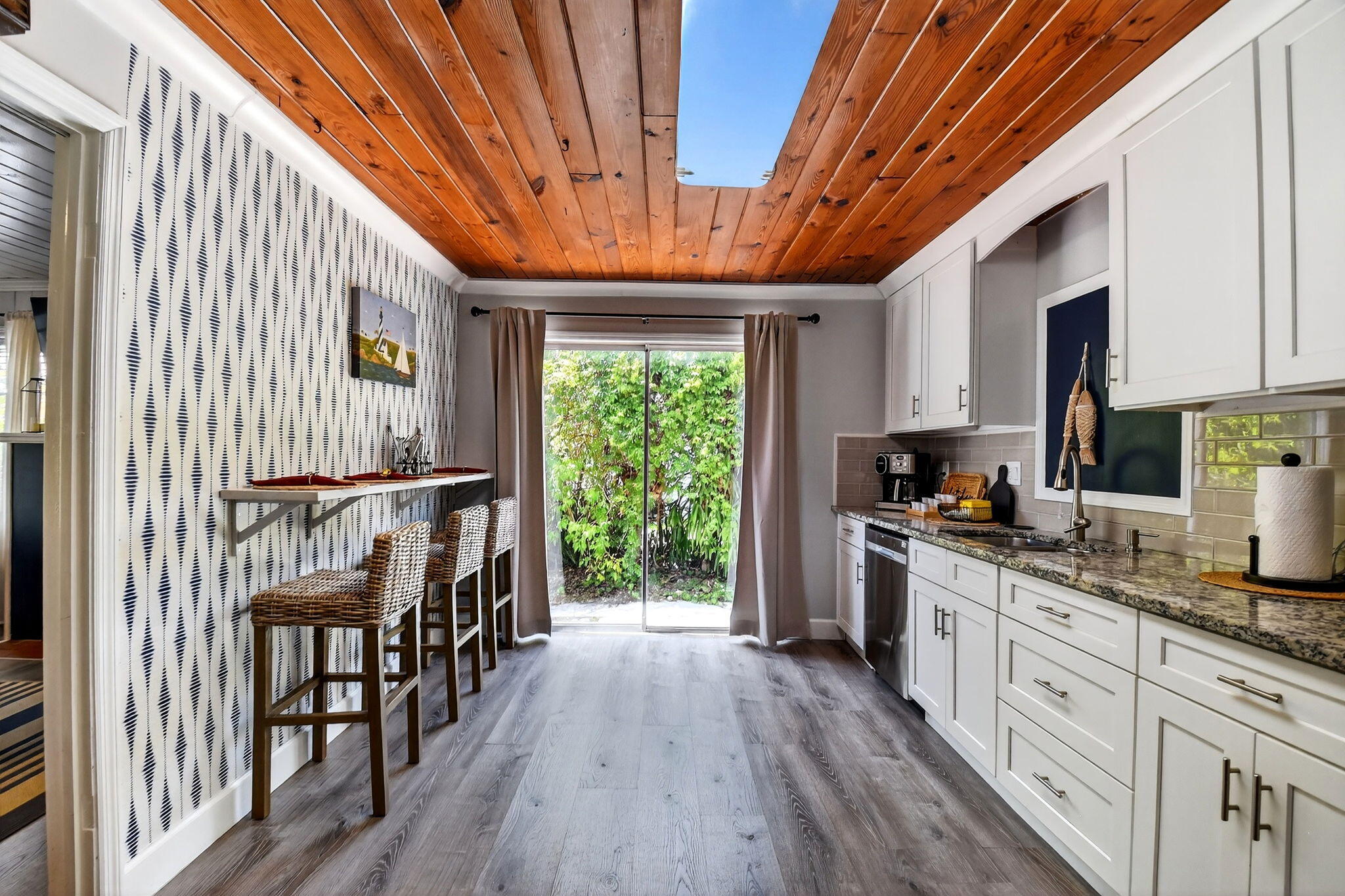 HILLCREST - Residential