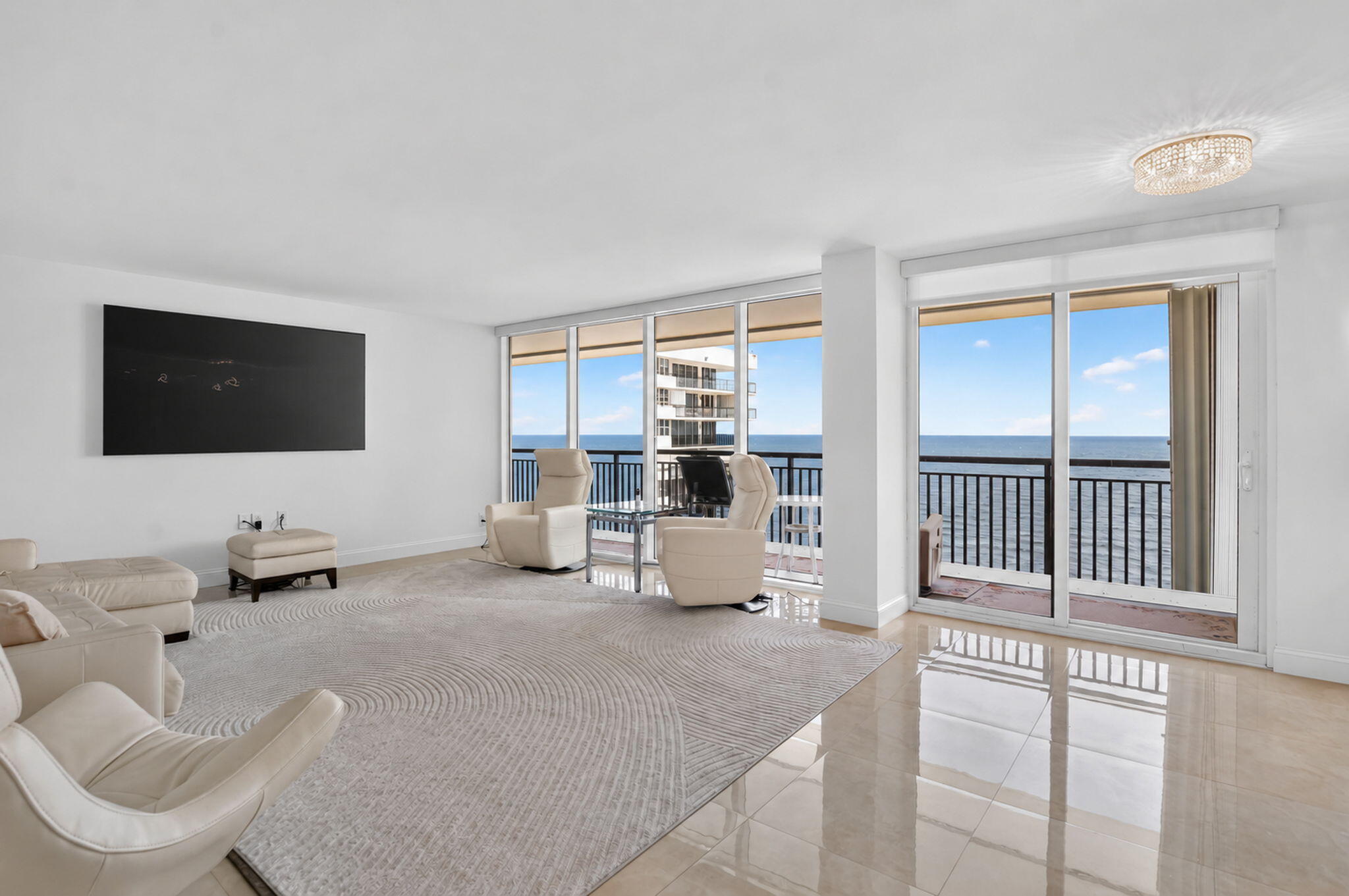 2000 S Ocean Boulevard 16b