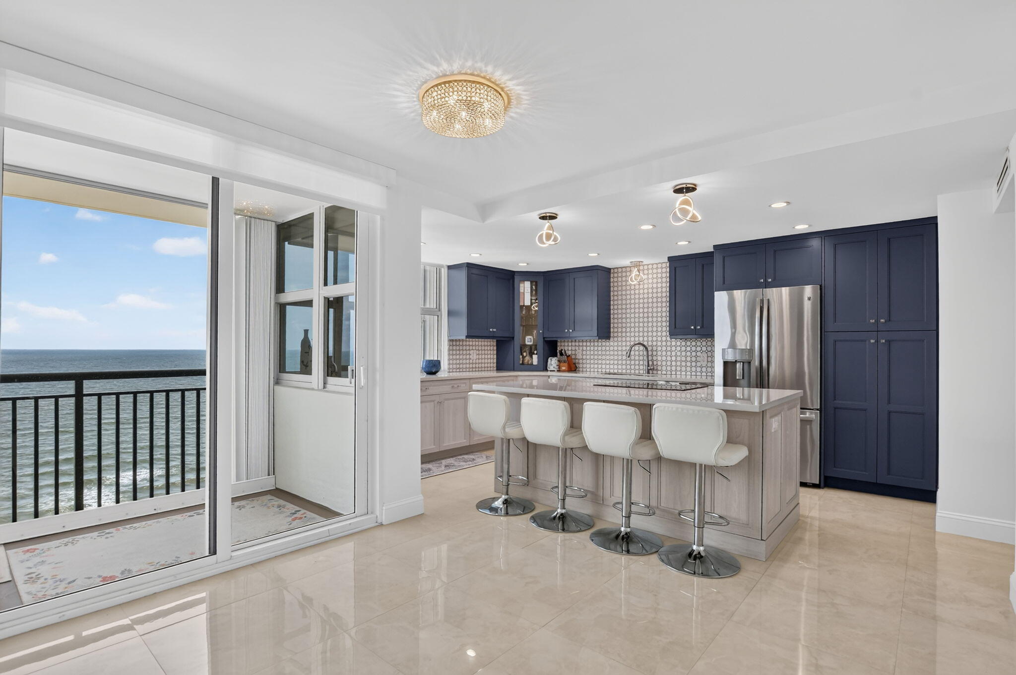 2000 S Ocean Boulevard 16b