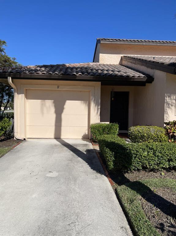 This villa is immaculate and turn key ready! Fully updated with split floor plan high ceilings and a cook's kitchen This property boasts laminate flooring in the main living area and carpet in the bedrooms. Tasteful bathrooms with granite countertops throughout. Cable TV and internet included. Golf views and a 1 car garage make this a must see.