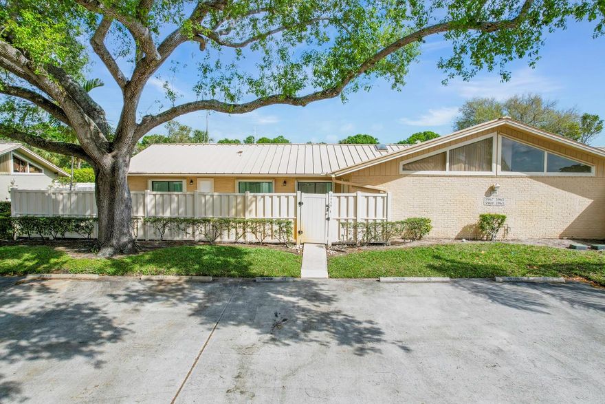 Seller will consider offering below market rate financing for this renovated 3 bedroom 2 bath open layout villa  conveniently located 5 minutes from Alton Town Center shops & restaurants.  Move in ready. The gourmet kitchen has new SS appliances, large center island & lots of cabinets and opens to the family room with slider opening to a fenced in patio. The primary bdrm with ensuite fully renovated bath. The 2nd bath fully renovated.  Freshly painted ans beautiful epoxy floors throughout and 2 parking spots right outside the villa. Hurricane shutters cover sliders opening to a sunny southwest exposure. The low HOA fee includes cable, internet, exterior maintenance including roof, 2 pools, tennis and pickleball courts, basketball courts, clubhouse with meeting rooms & playground.