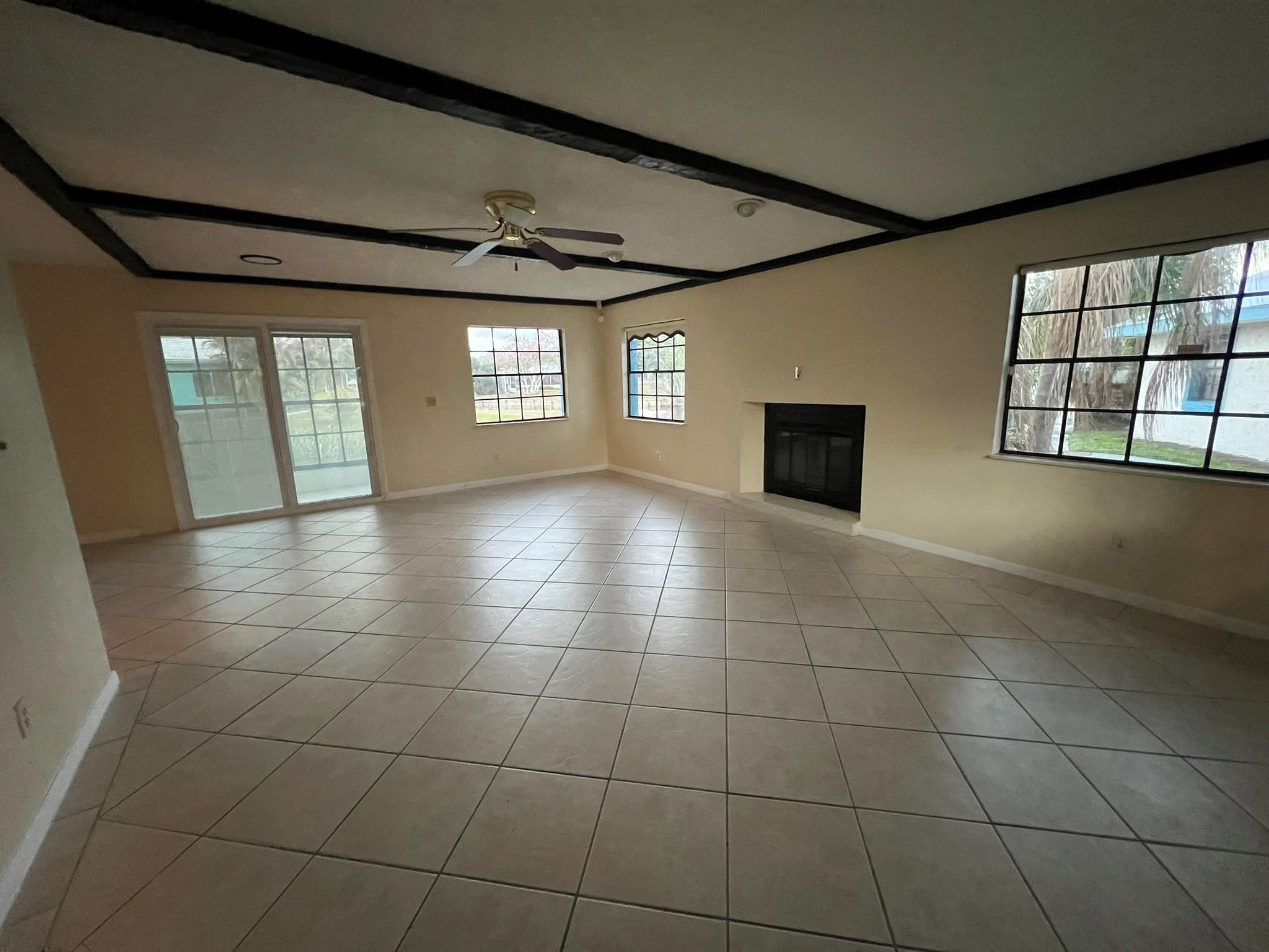 Treasure Island Un 03 - Residential