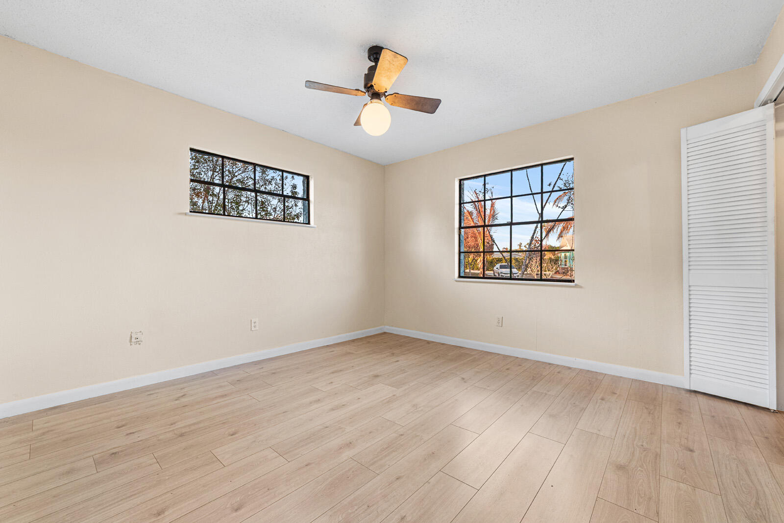 Treasure Island Un 03 - Residential