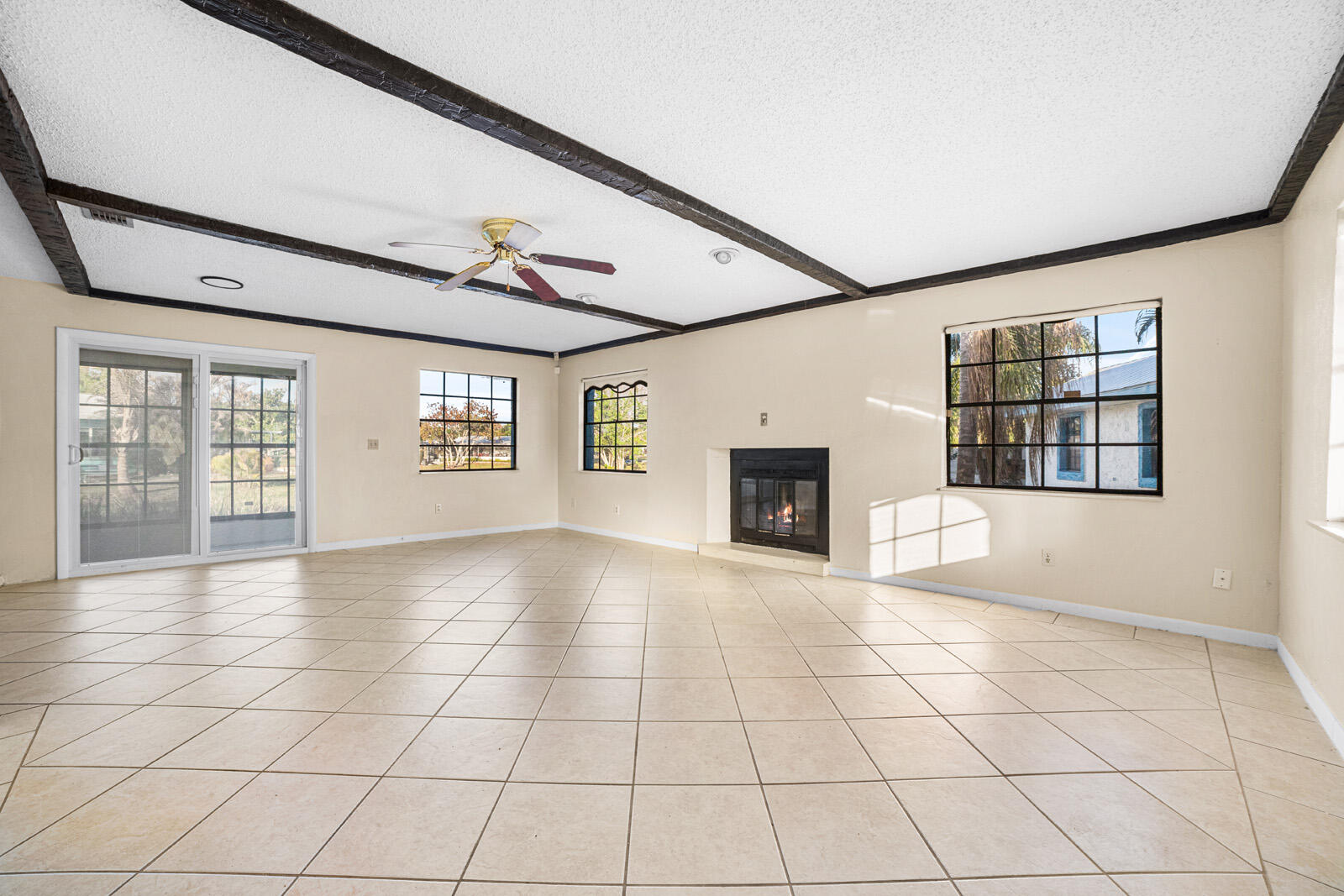 Treasure Island Un 03 - Residential