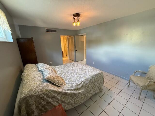 BOUNDBROOK CONDO S - Residential