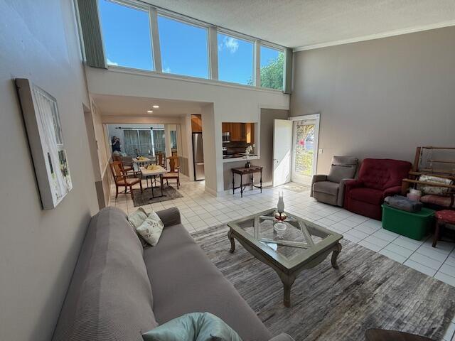 BOUNDBROOK CONDO S - Residential