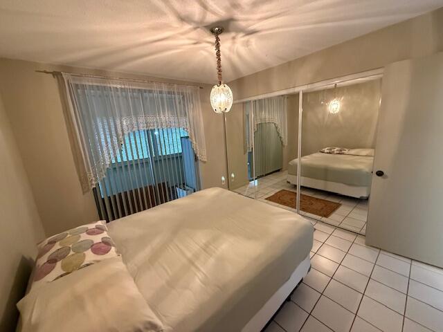 BOUNDBROOK CONDO S - Residential