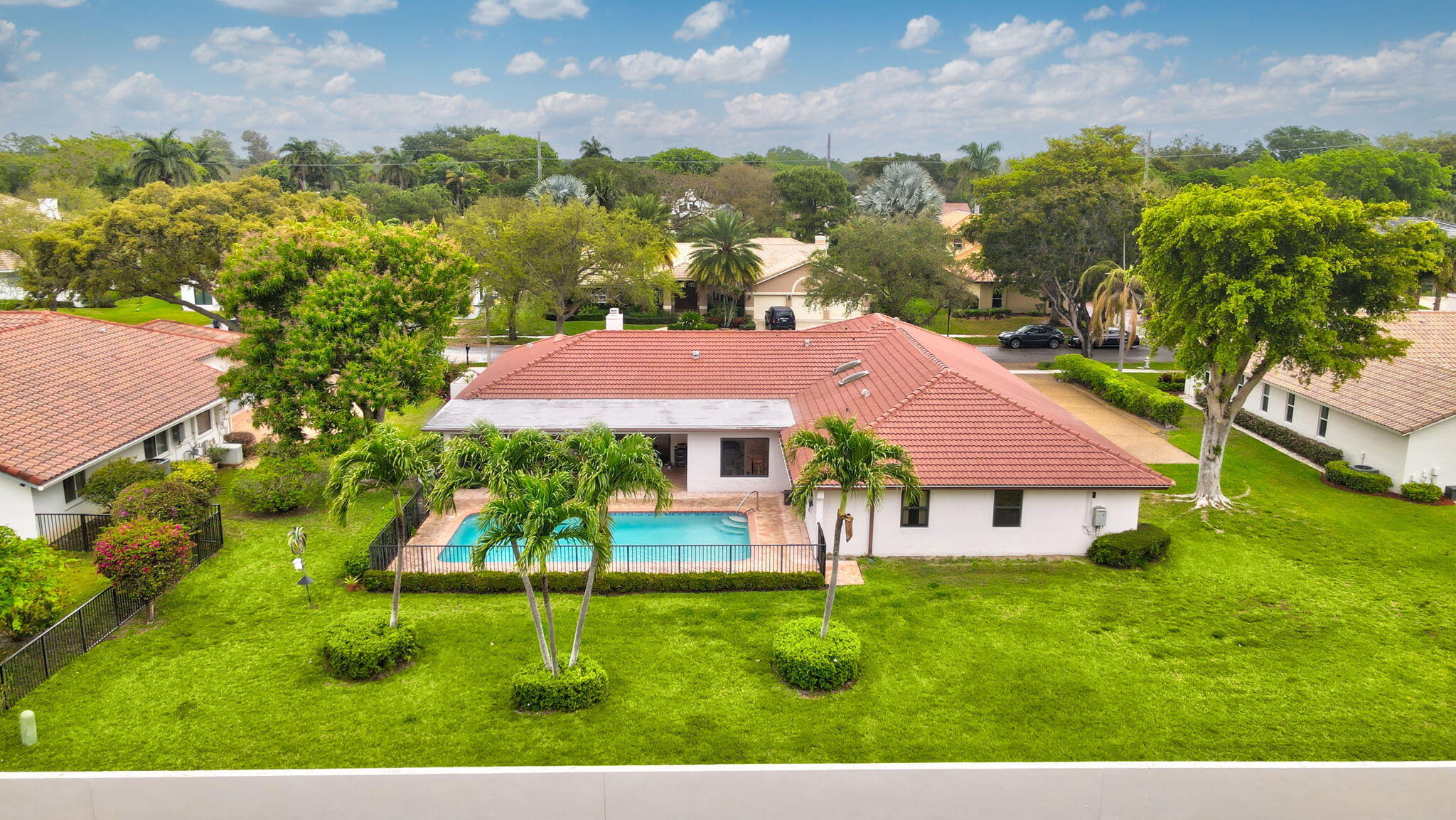 BOCA RATON BATH & TENNIS CLUB - Residential