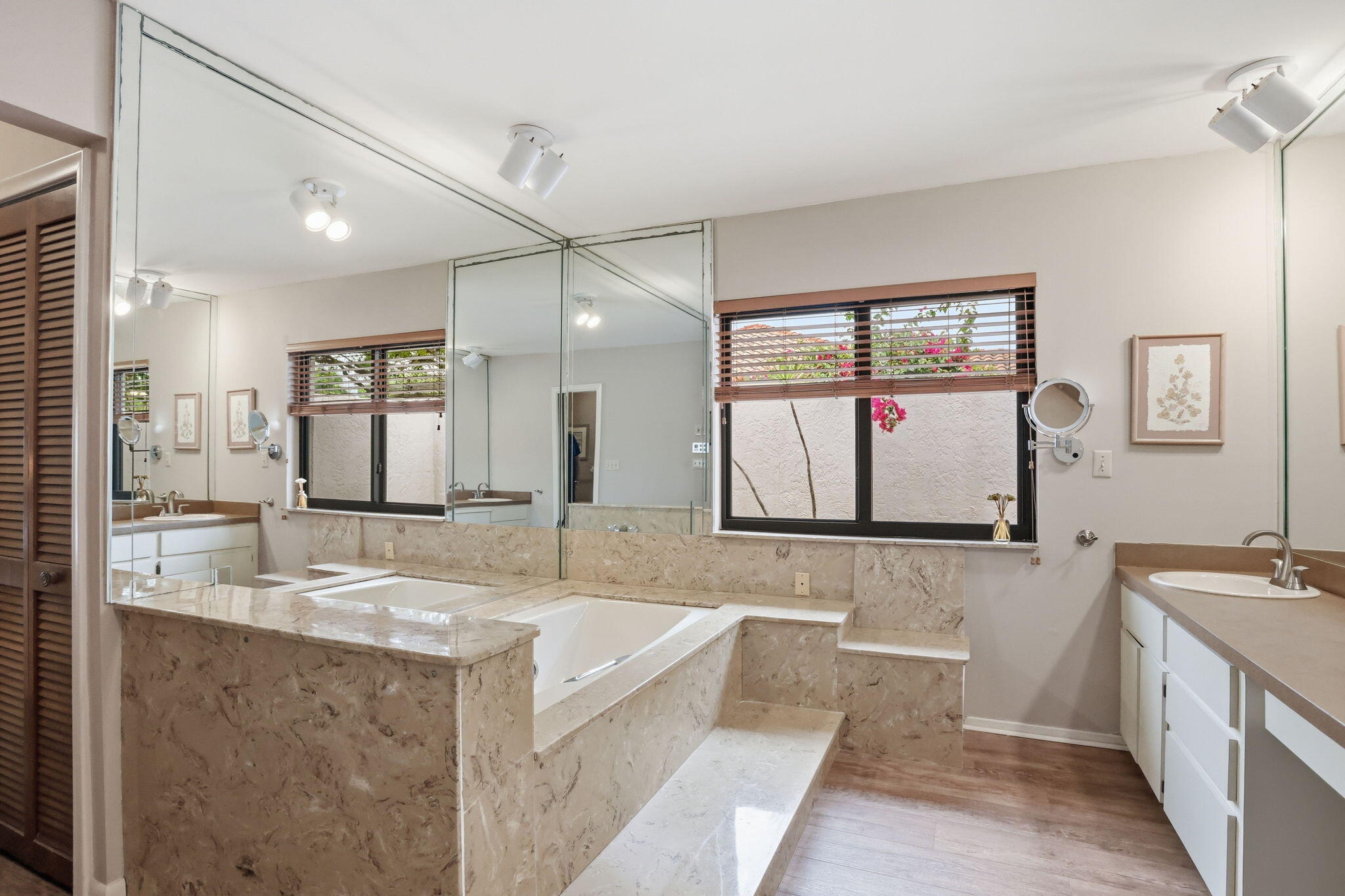 BOCA RATON BATH & TENNIS CLUB - Residential