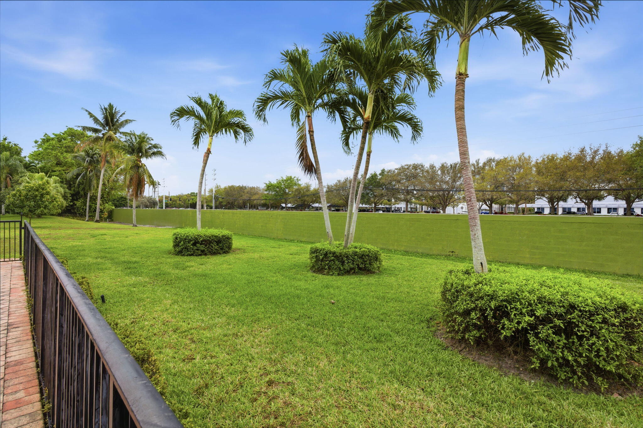BOCA RATON BATH & TENNIS CLUB - Residential