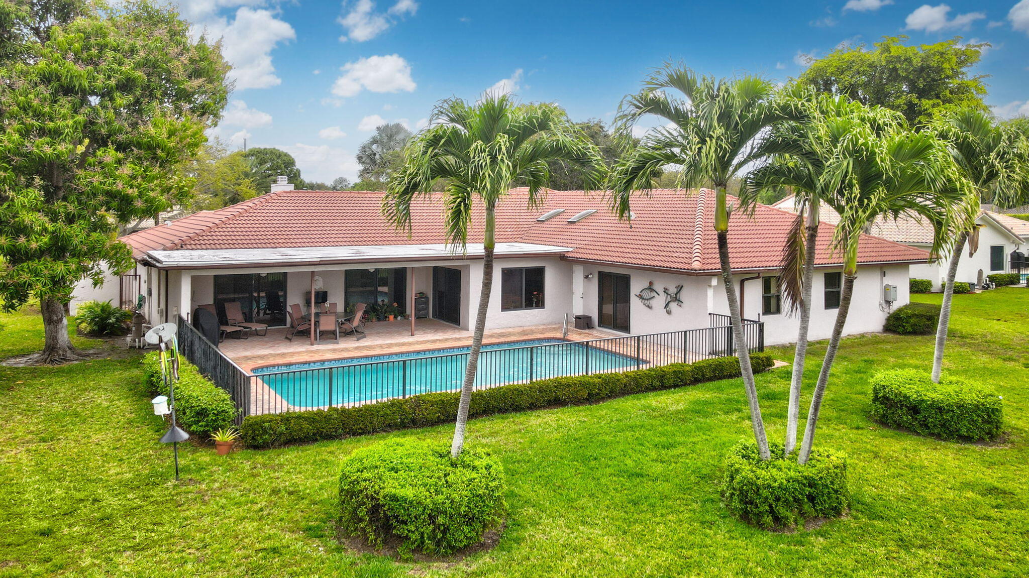 BOCA RATON BATH & TENNIS CLUB - Residential