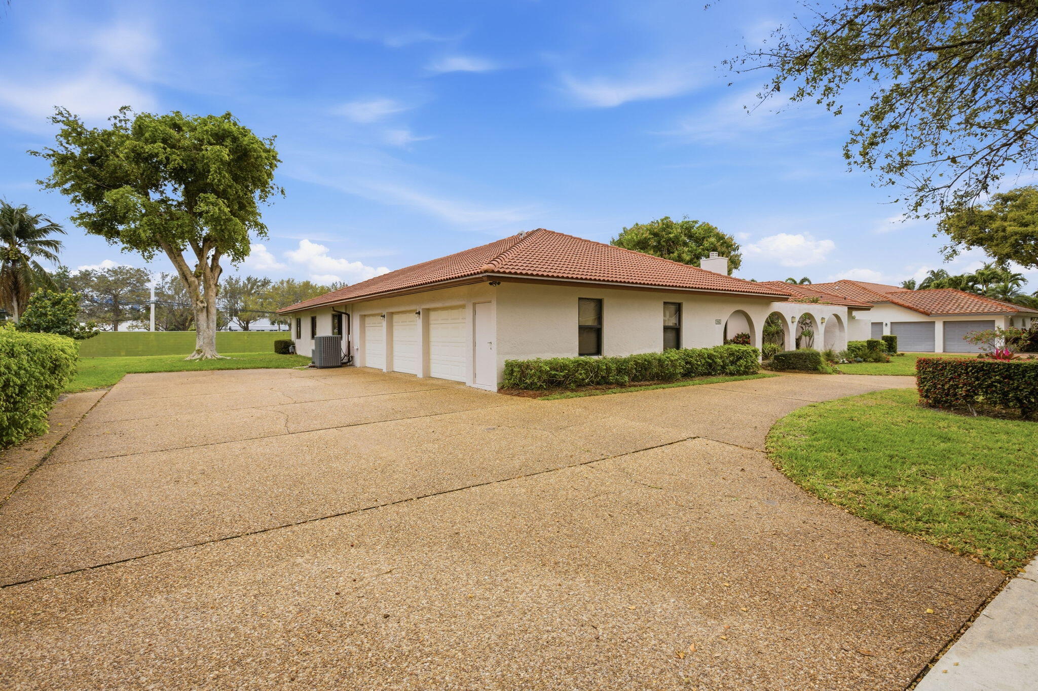 BOCA RATON BATH & TENNIS CLUB - Residential