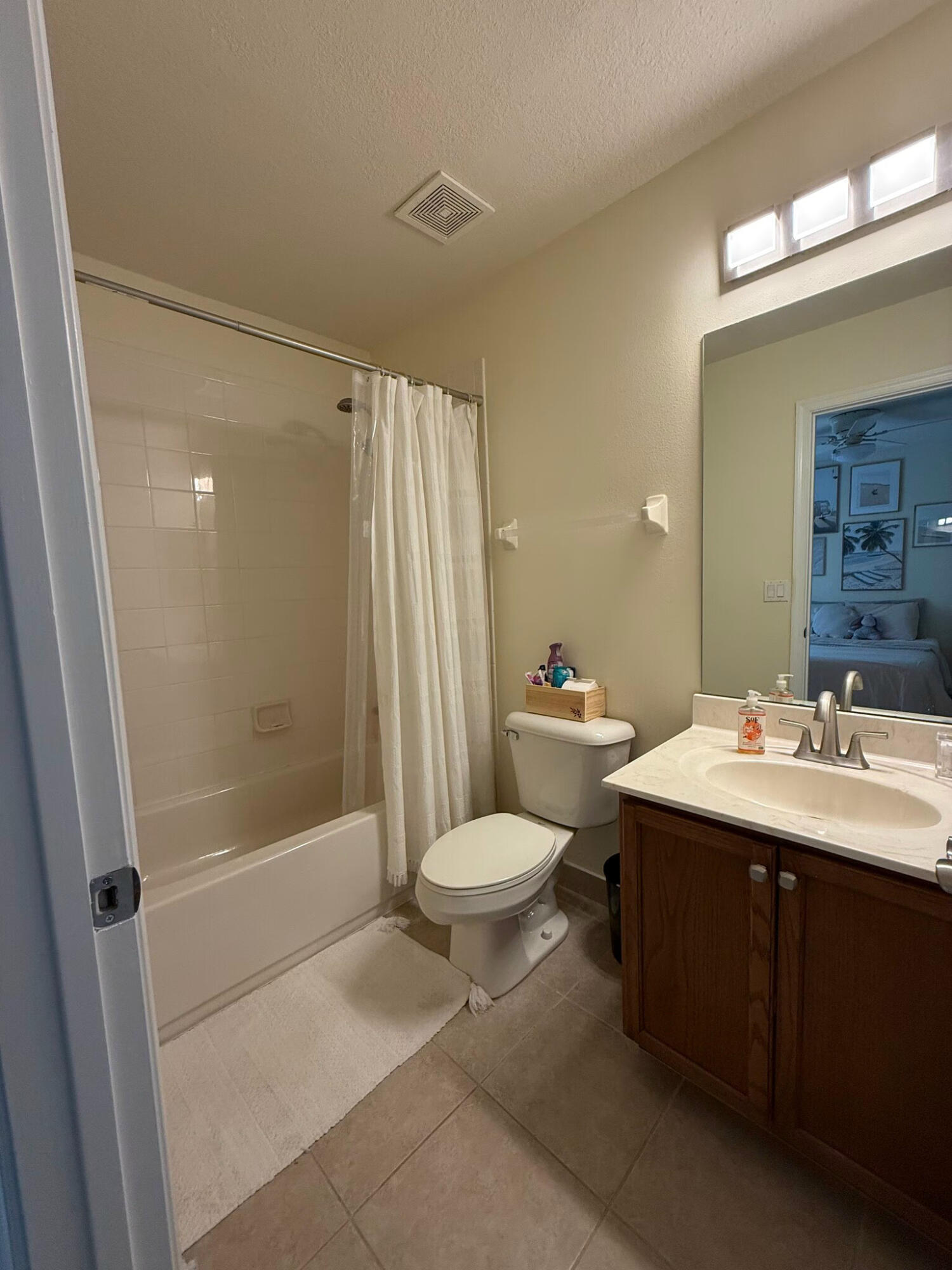 Lexington Lakes - Residential Lease