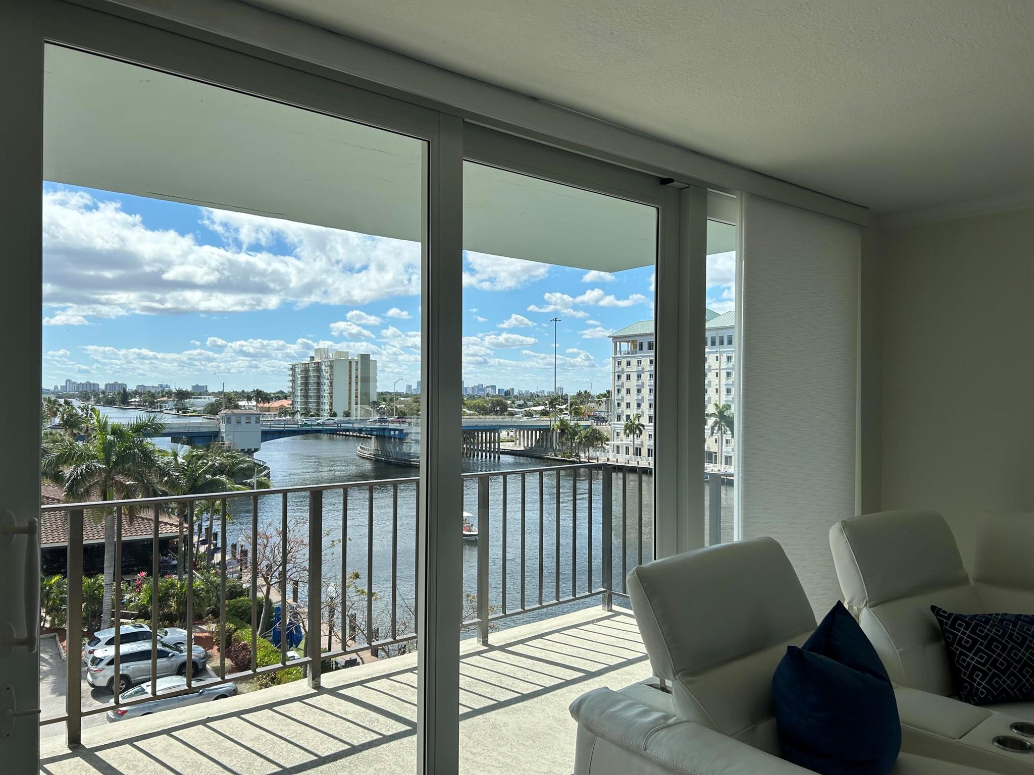 CONTINENTAL CONDO - Residential