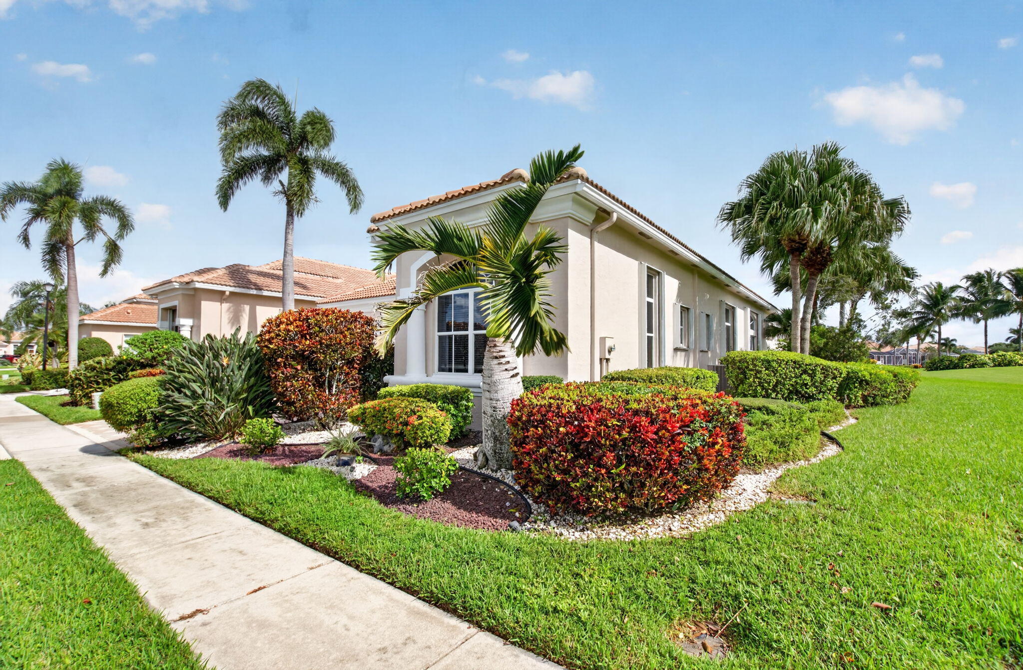 7038 Fairway Lakes Drive