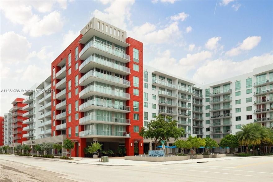 Luxury living awaits you at Midtown, a modern mixed-use complex in the heart of Doral. This 3 bed 2.5 bath condo features elegant contemporary finishes, smart-building technology, and private parking for residents. Amenities include a triple-height lobby accented with high-end furnishings, Multiple high-speed controlled-access elevators, 24-hour welcome desk with concierge and valet services, and easy access to Miami's top destinations, including schools, airport, malls, golf, and beaches. Experience the ultimate in convenience and luxury in this highly sought after 3 bedroom unit which are rare to find. - Club House coming soon.