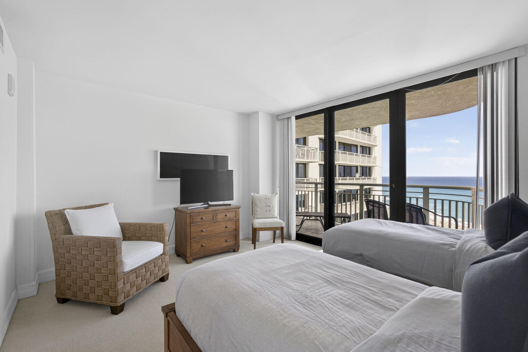 TIARA CONDO - Residential Lease