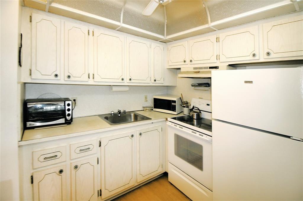 CENTURY VILLAGE EAST - Residential