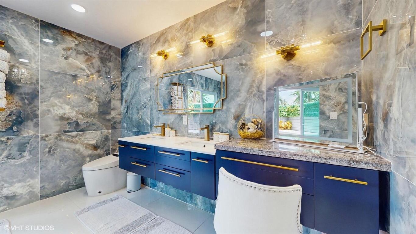 EASTWOOD OF WELLINGTON - Residential Lease