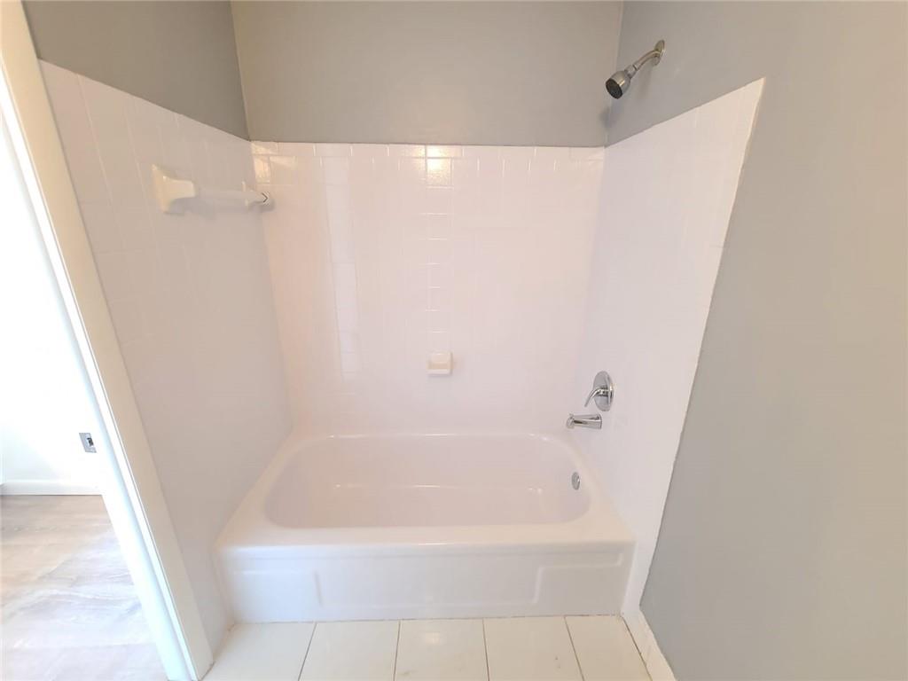 Naranja Lakes Condo - Residential Lease