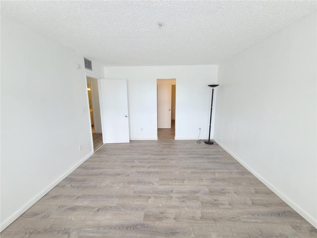 Naranja Lakes Condo - Residential Lease