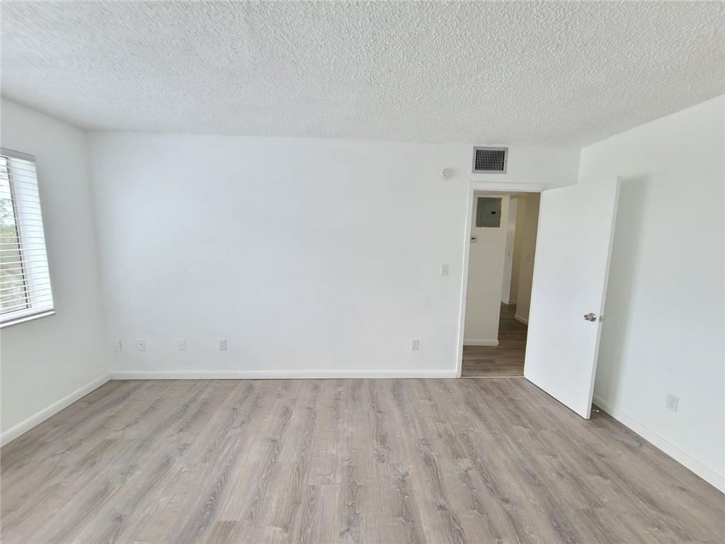 Naranja Lakes Condo - Residential Lease