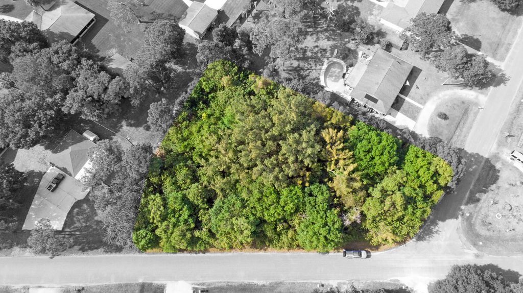 Photo of 404 Gregory Street, Fort Pierce, FL 34950 (MLS # R10781171)