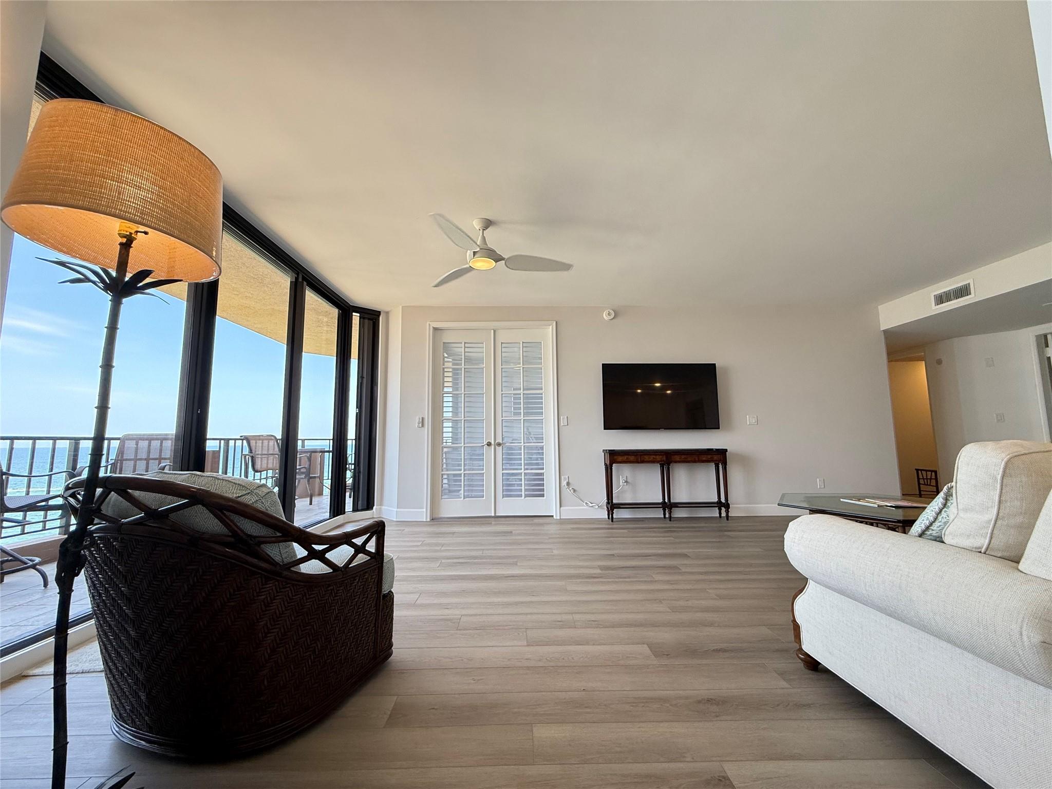 530 Ocean Drive 702