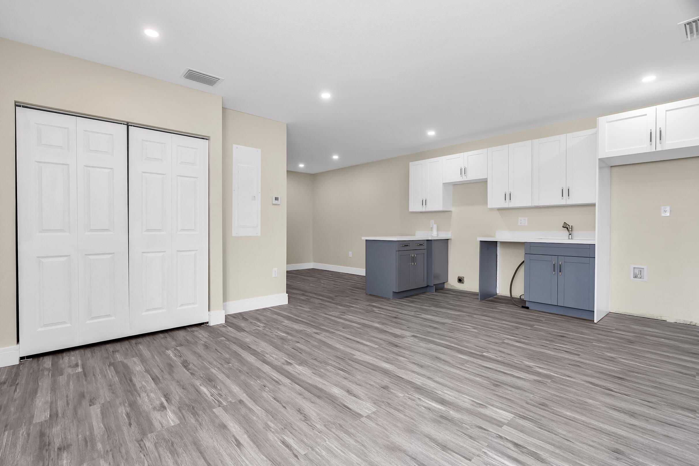 NORTH WEST LAUDERDALE - Residential Lease