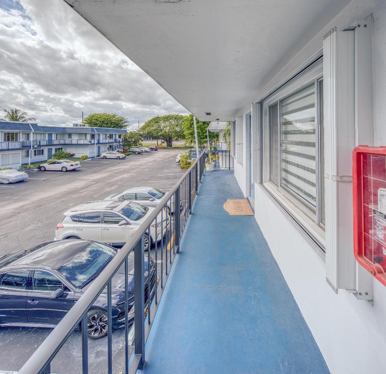 PARKVIEW VILLAS CONDO - Residential