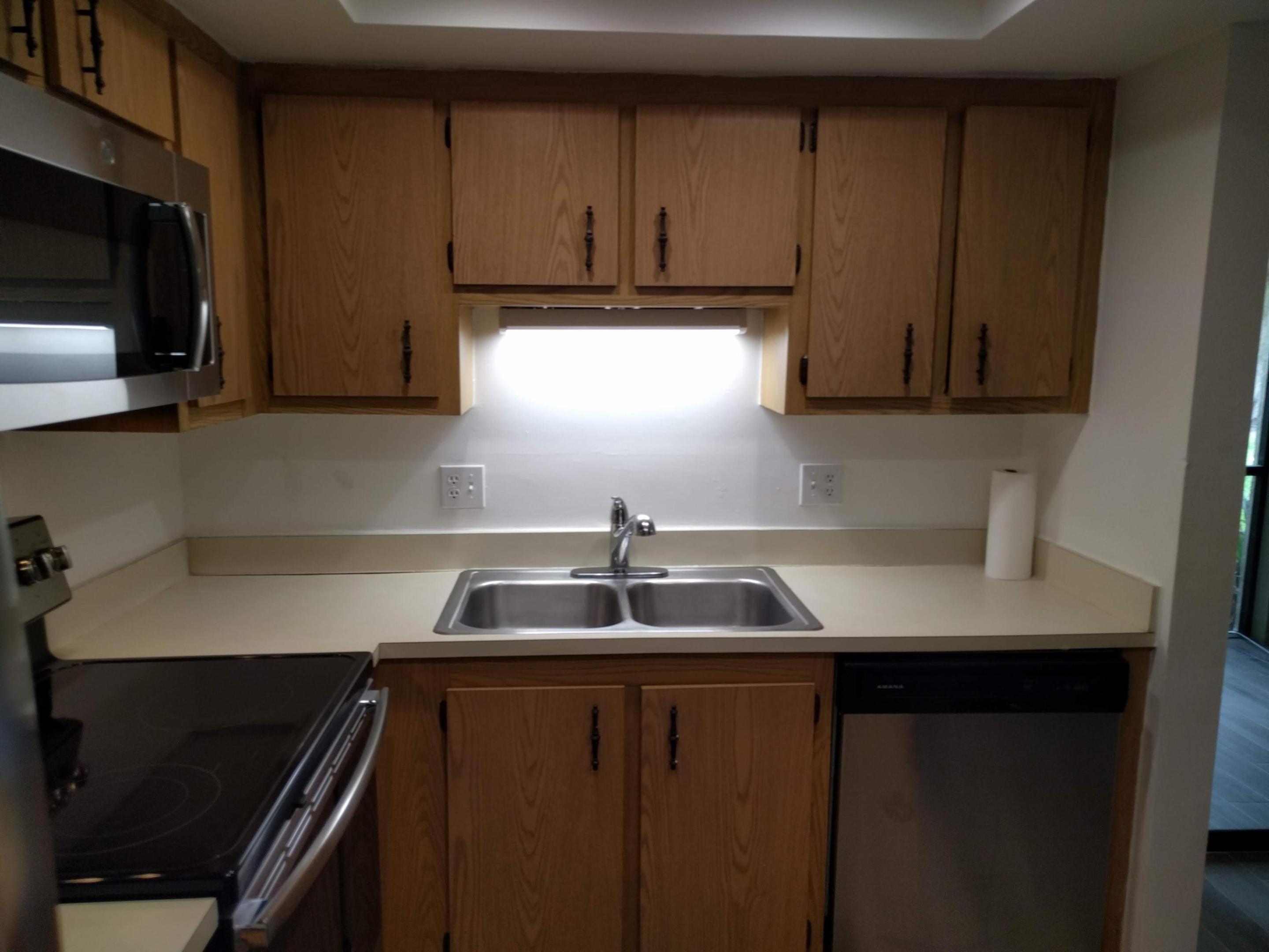 Oak Court - Residential Lease