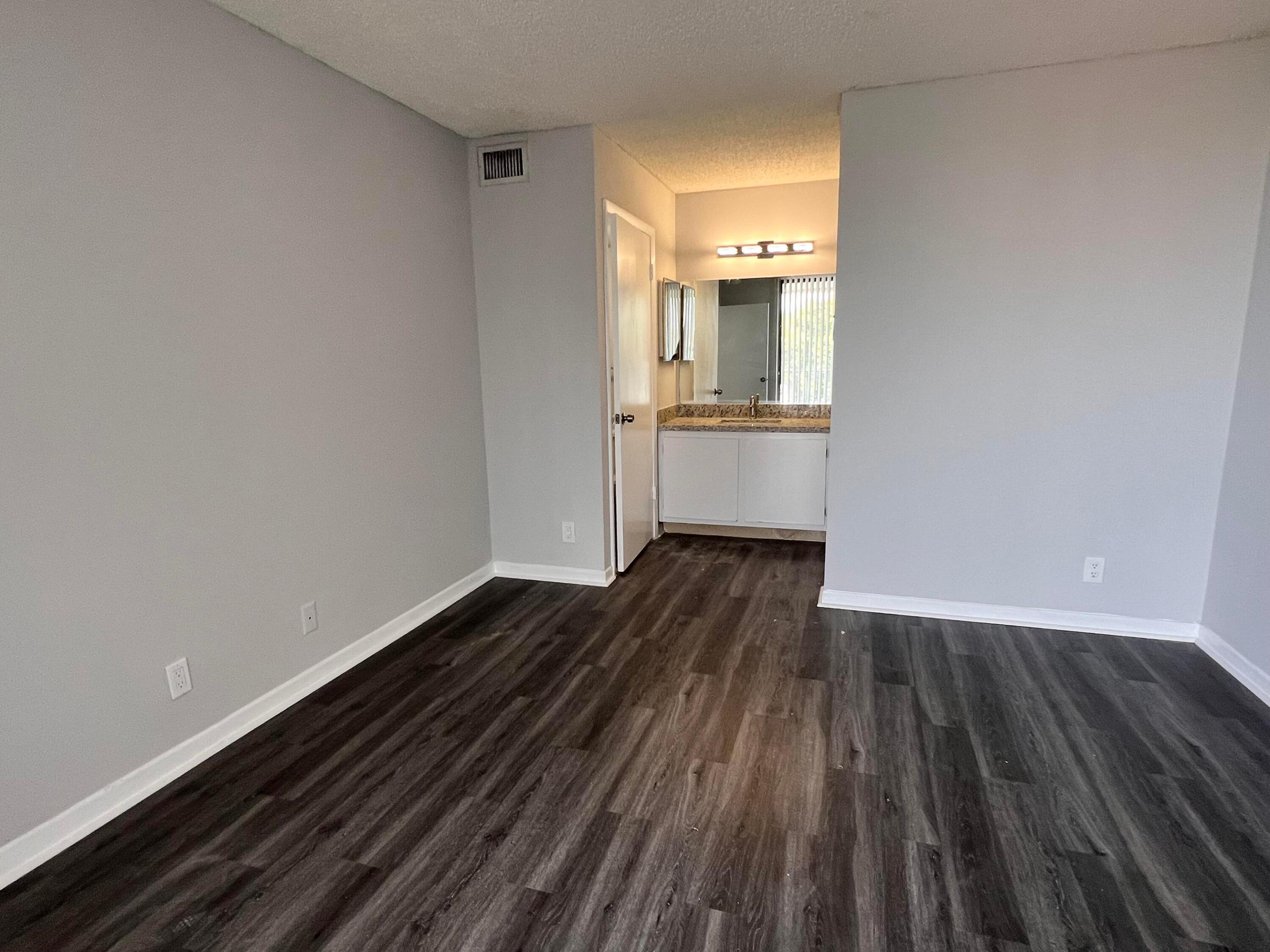 CLEAR LAKE CLUB CONDO - Residential Lease