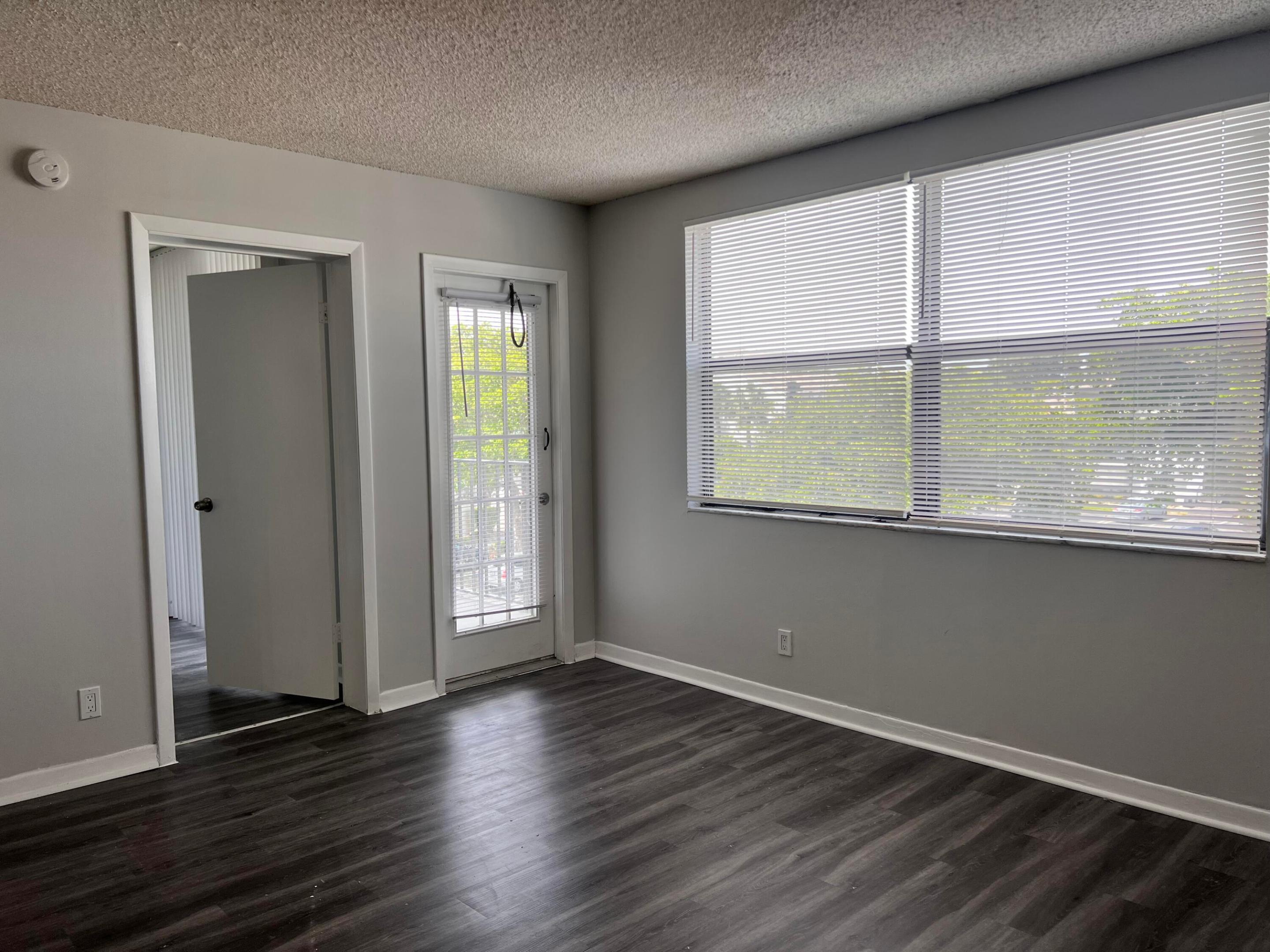 CLEAR LAKE CLUB CONDO - Residential Lease