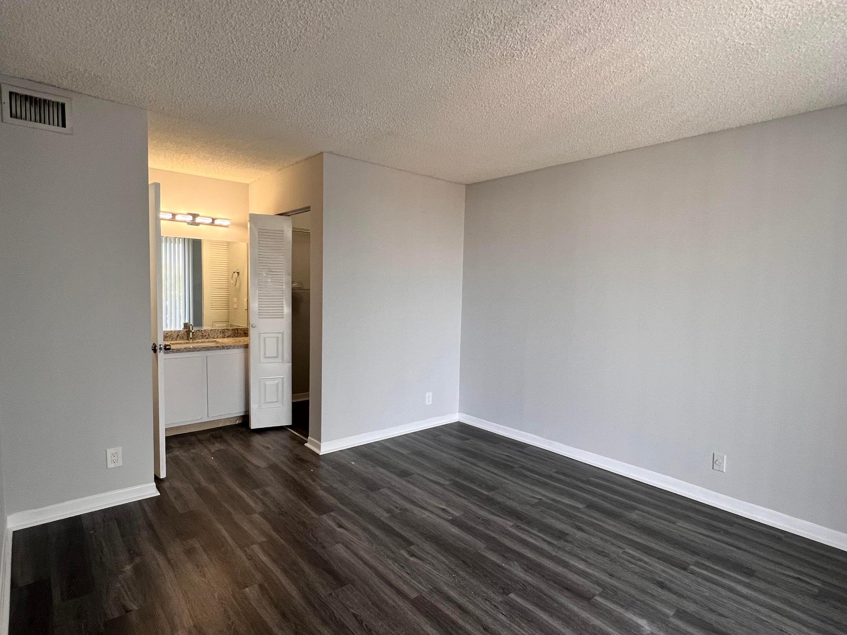 CLEAR LAKE CLUB CONDO - Residential Lease