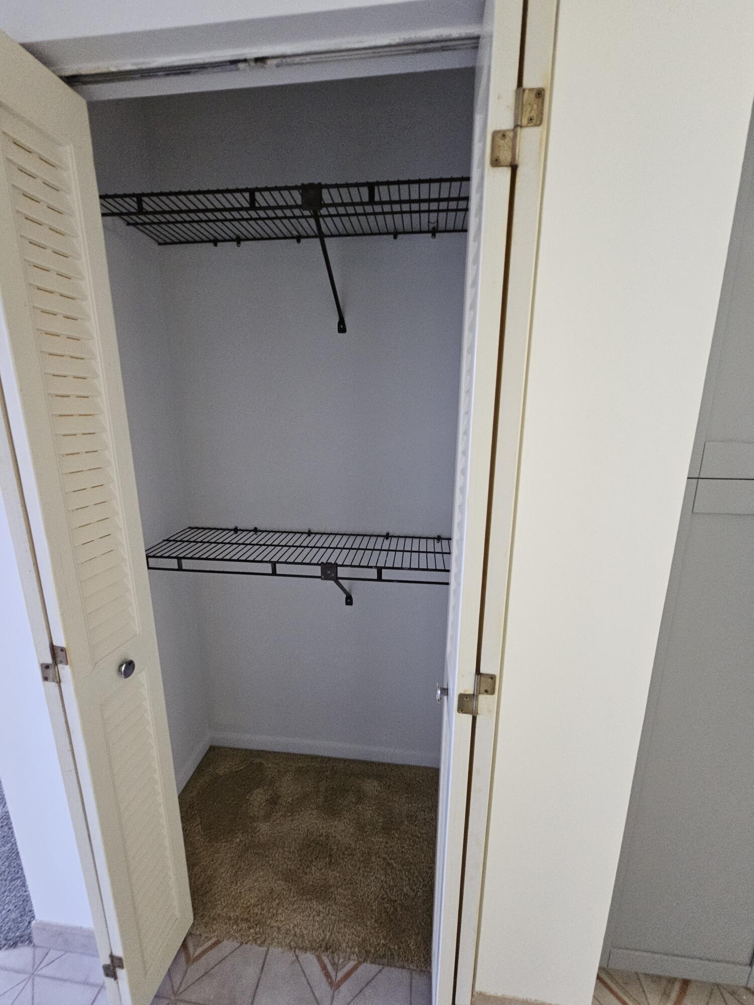 COLONY POINT 5 CONDO - Residential