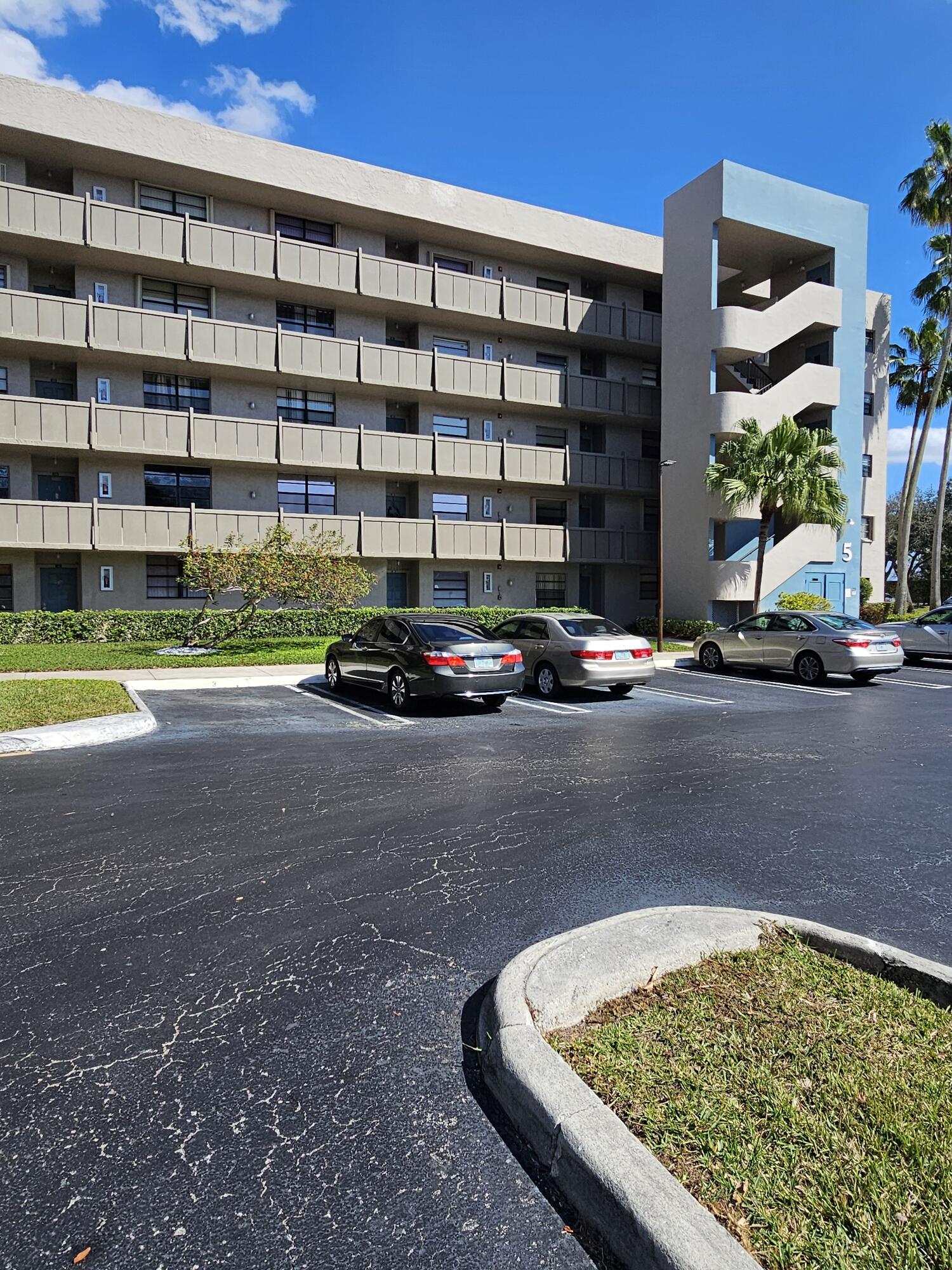 COLONY POINT 5 CONDO - Residential