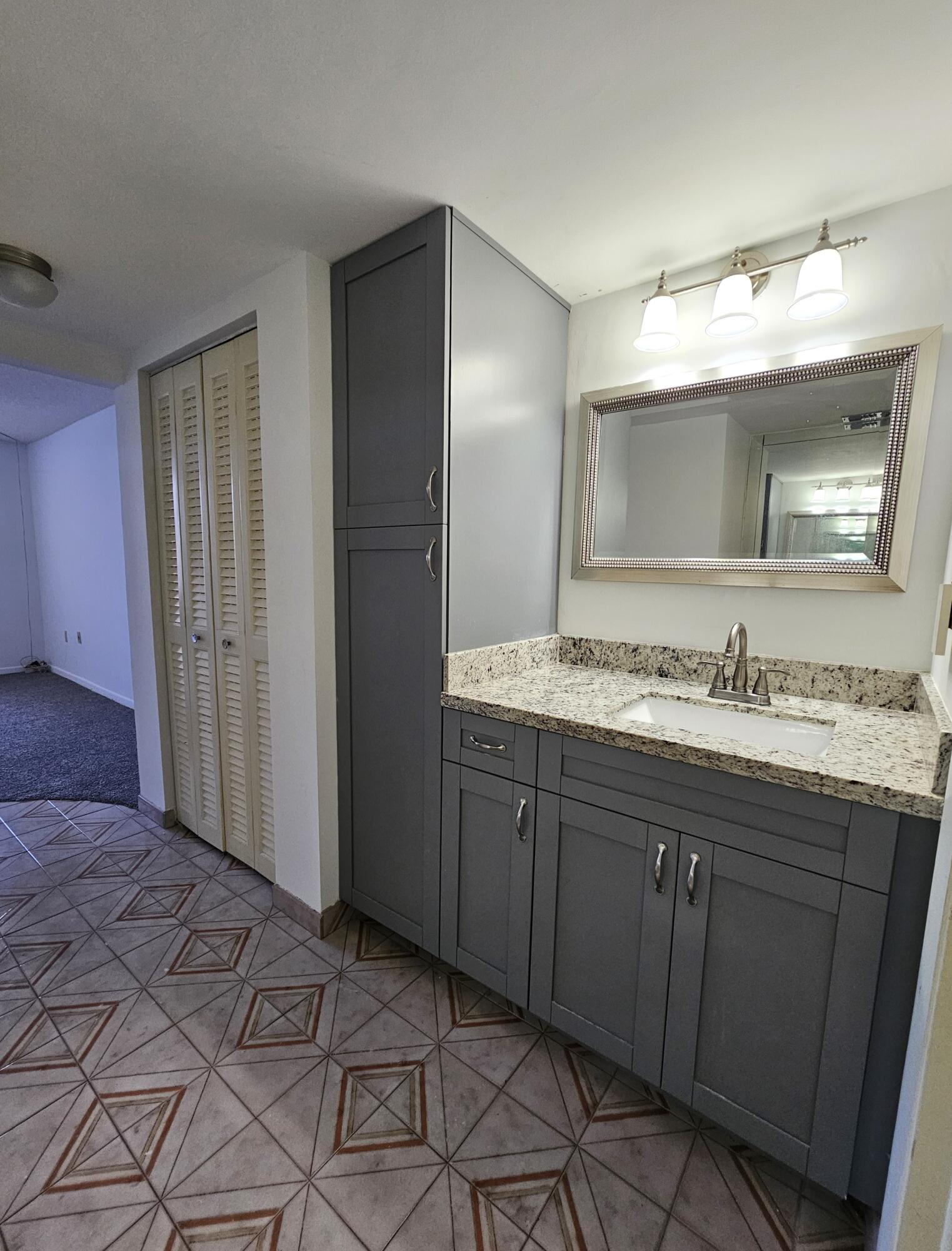 COLONY POINT 5 CONDO - Residential