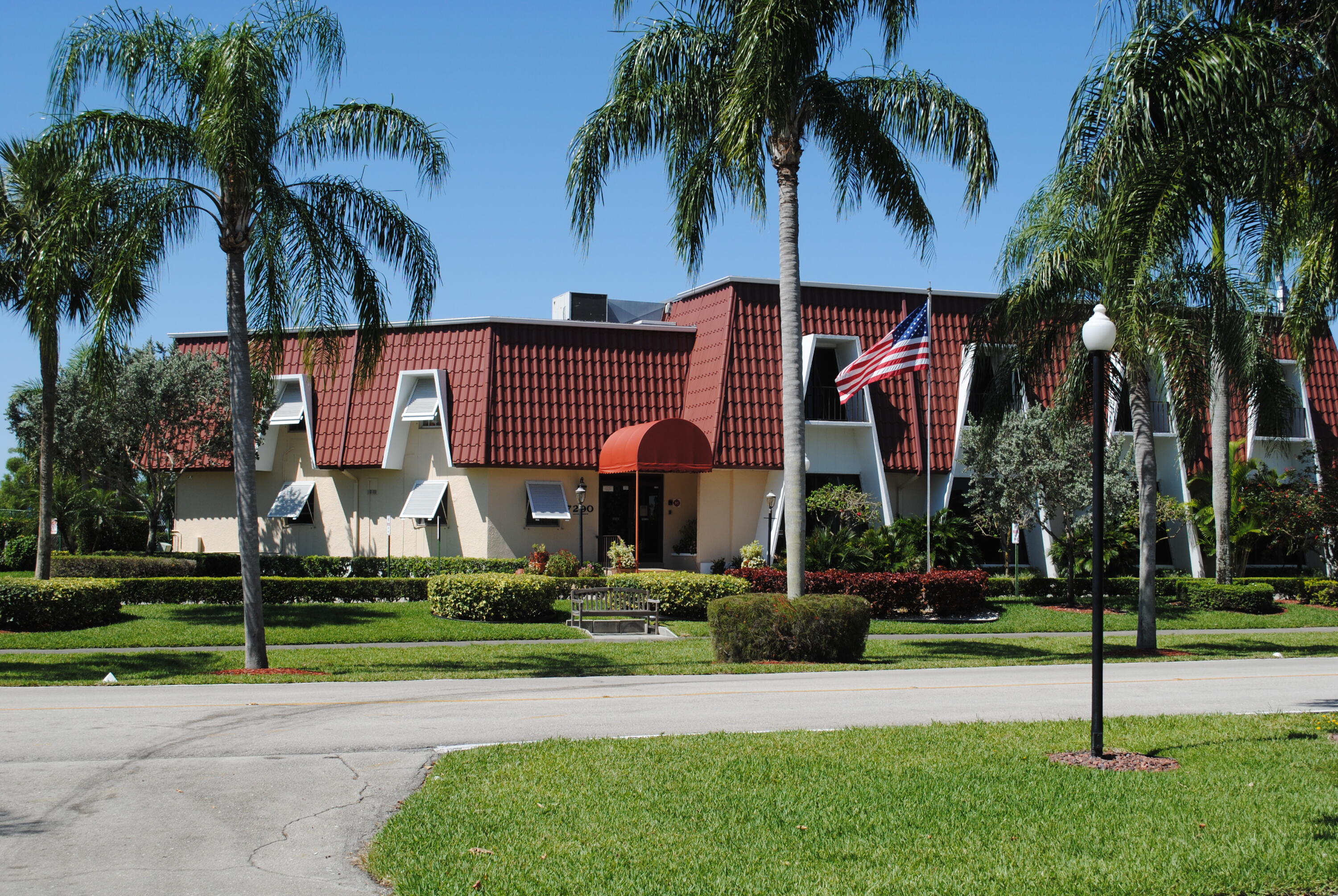 COVERED BRIDGE CONDO - Residential