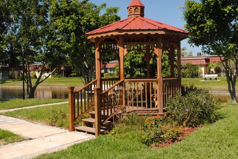 Tiny photo for 615 Laconia Circle #A, Lake Worth, FL 33467 (MLS # R11166616)