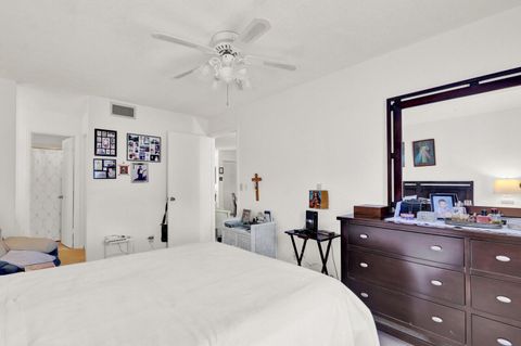 Tiny photo for 615 Laconia Circle #A, Lake Worth, FL 33467 (MLS # R11166616)
