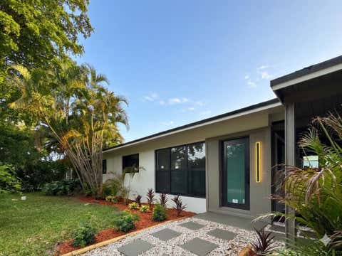 Tiny photo for 2513 NW 8th Avenue, Fort Lauderdale, FL 33311 (MLS # B26036740)