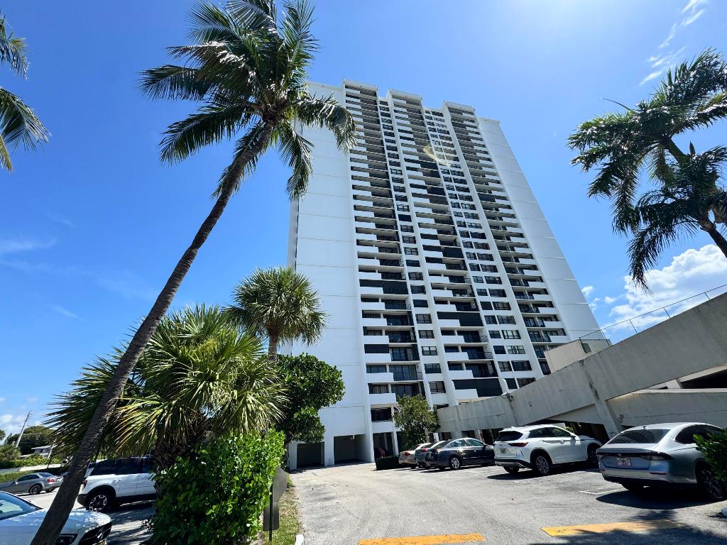 5600 N Flagler Drive 906