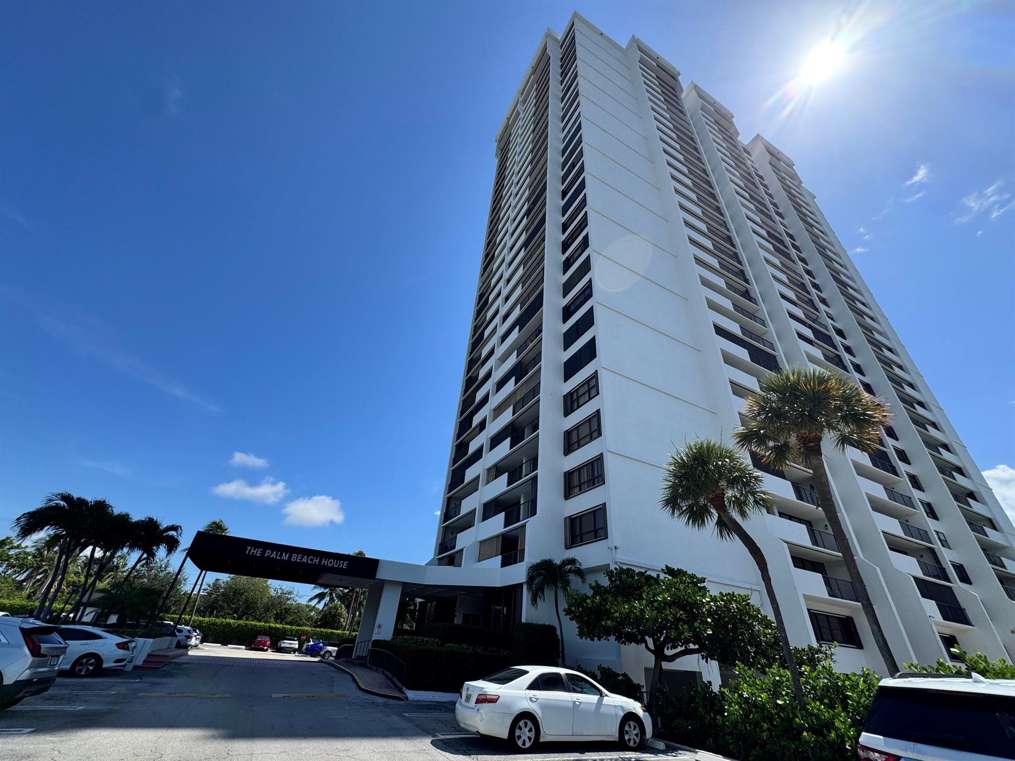 5600 N Flagler Drive 906
