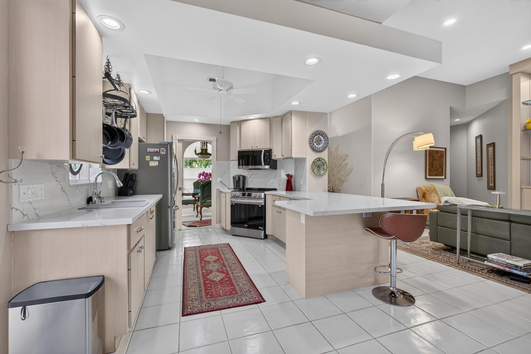 8390 E GARDEN OAKS Circle