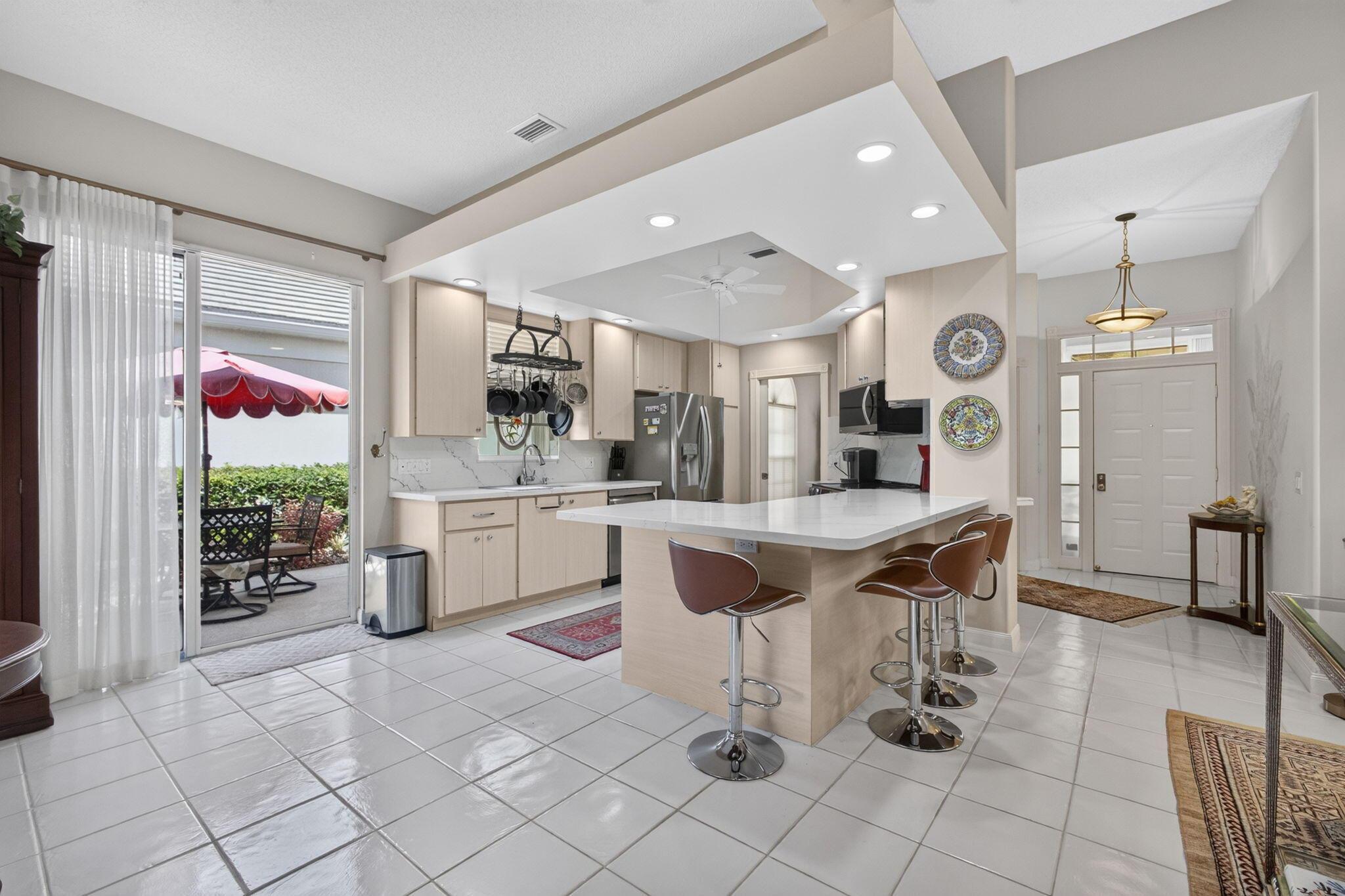 8390 E GARDEN OAKS Circle