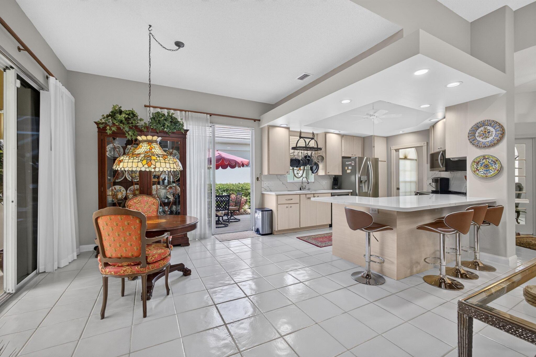 8390 E GARDEN OAKS Circle