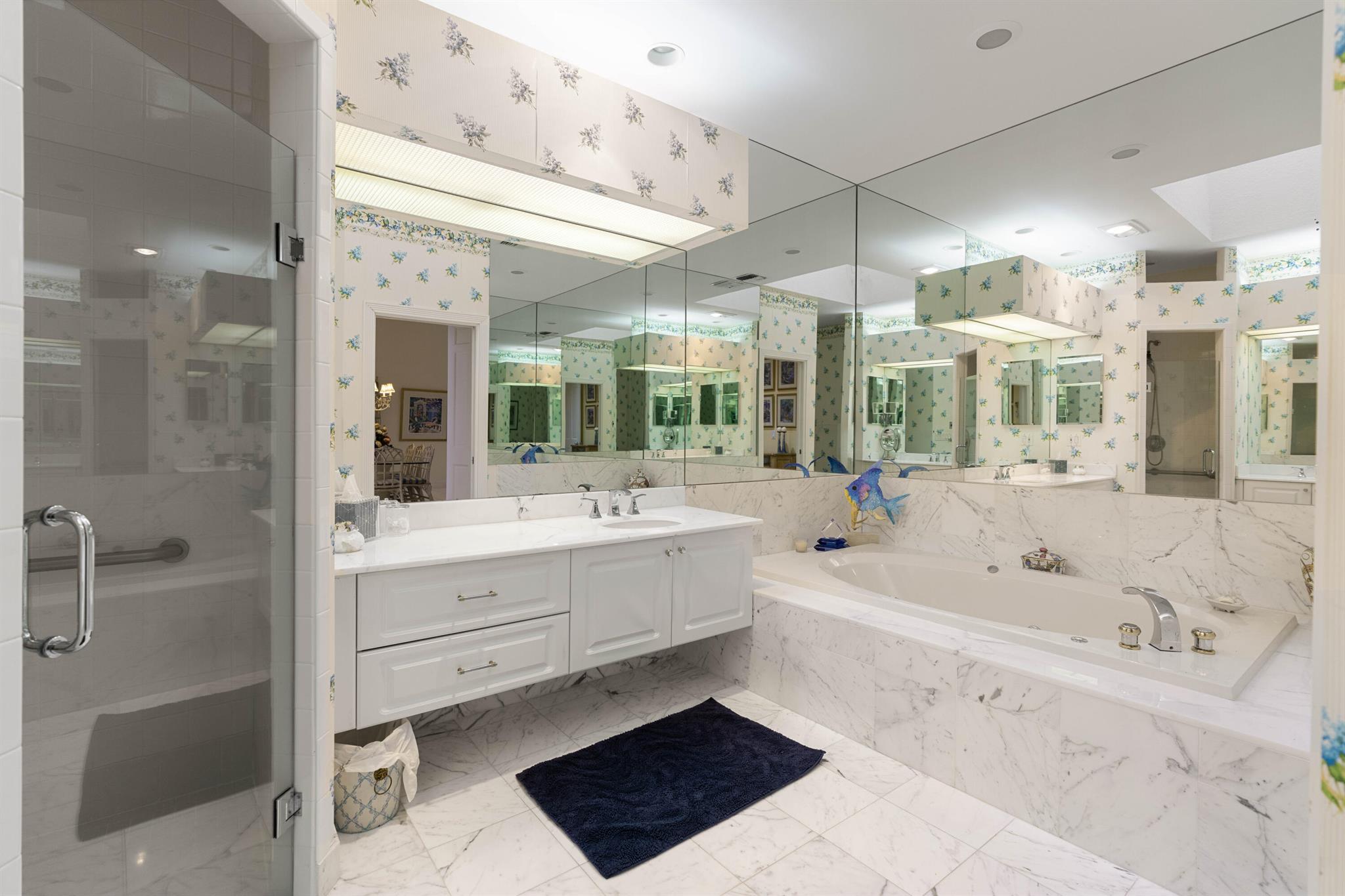 Admirals Cove - Residential