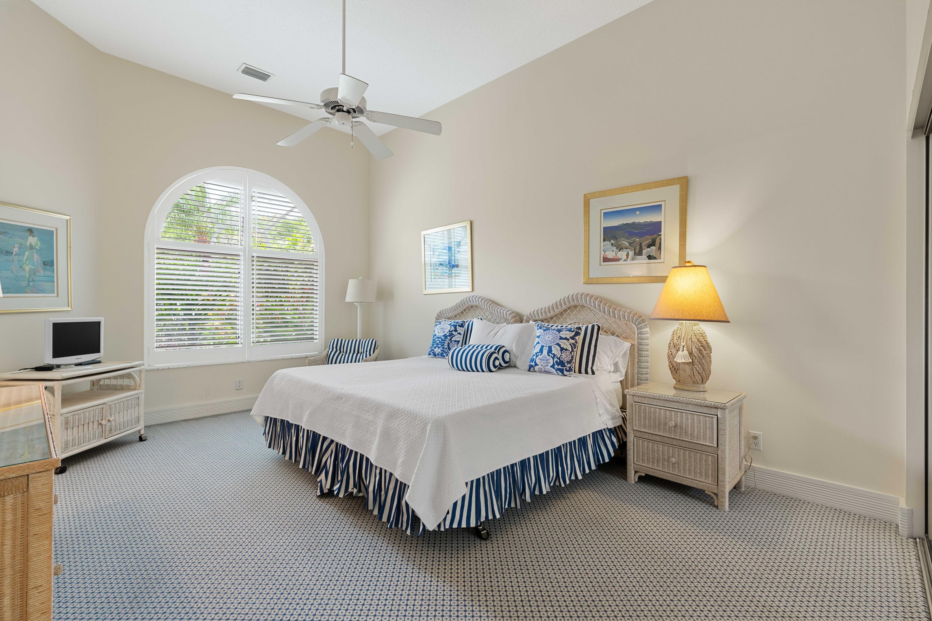 Admirals Cove - Residential